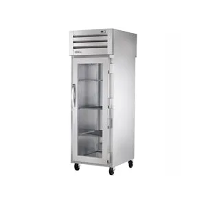 True STG1H-1G. Commercial 27.5 Full Height Insulated Mobile Heated Cabinet 3 Pan Capacity