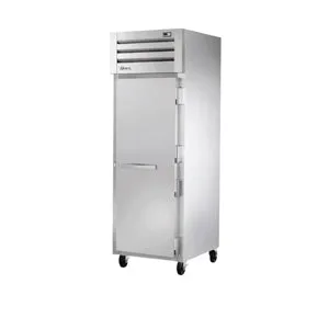 True STR1H-1S. Commercial Full Height Insulated Mobile Heated Cabinet (3) Pan Capacity