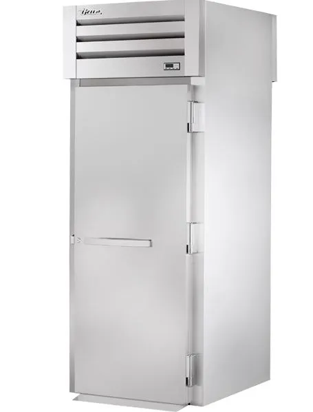 True STR1HRT89-1S-1S Full Height Insulated Mobile Heated Cabinet w/ (1) Rack Capacity. 208-230v/1ph
